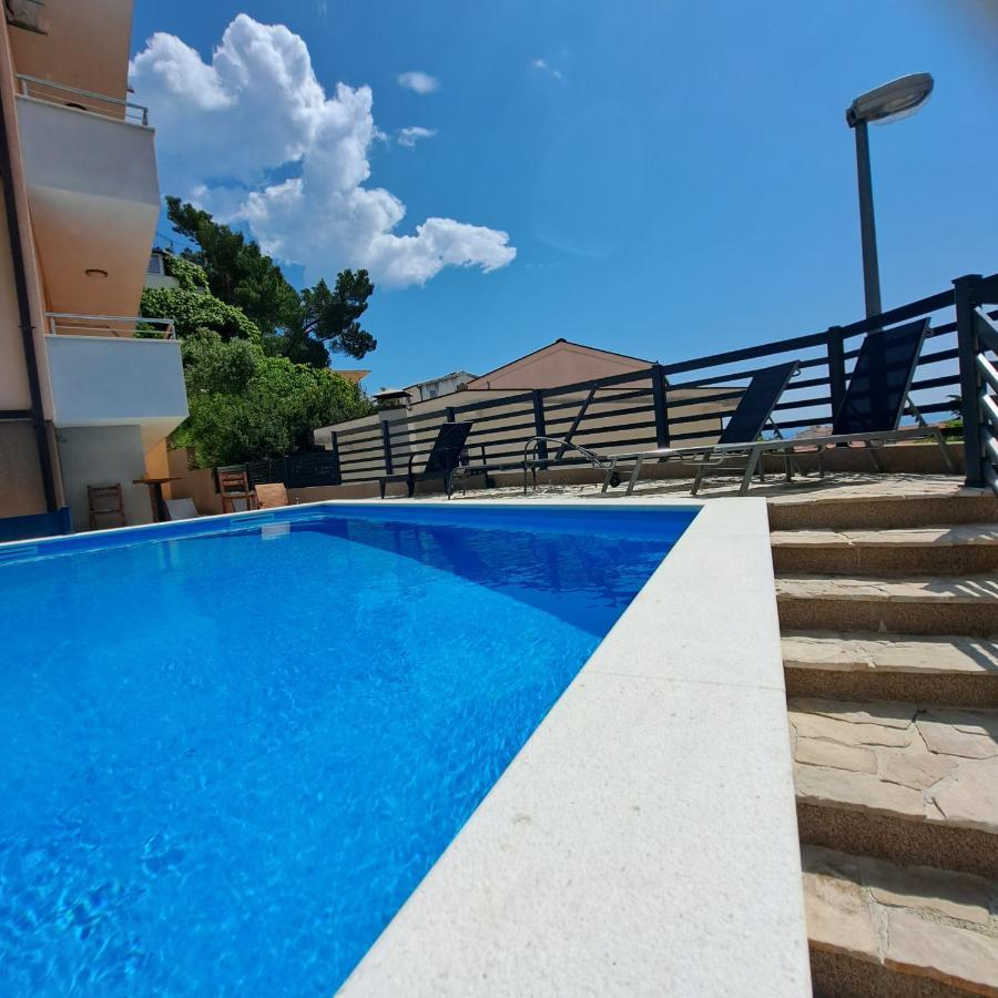 Apartments Vila Adrijana & Fitness Studio Wolf Bv Baška Voda Exteriér fotografie